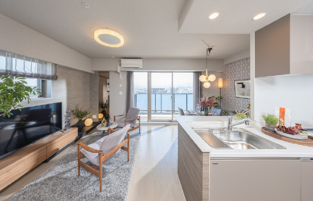 Living & Dining