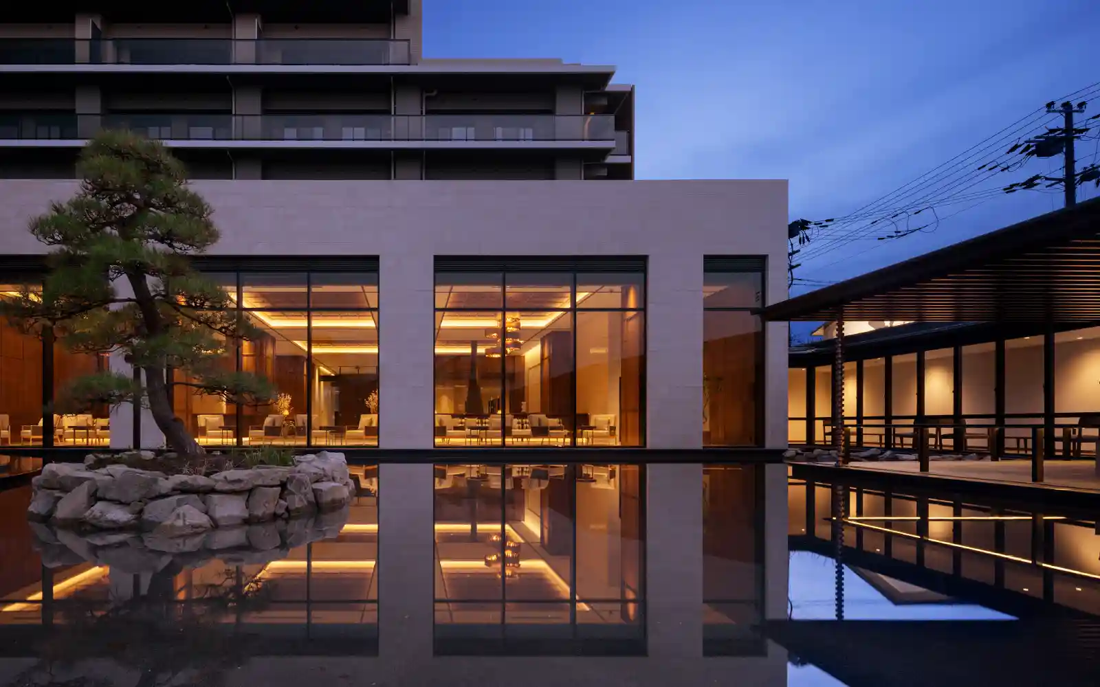 パークウェルステイト千里中央 Nacasa & Partners Inc.